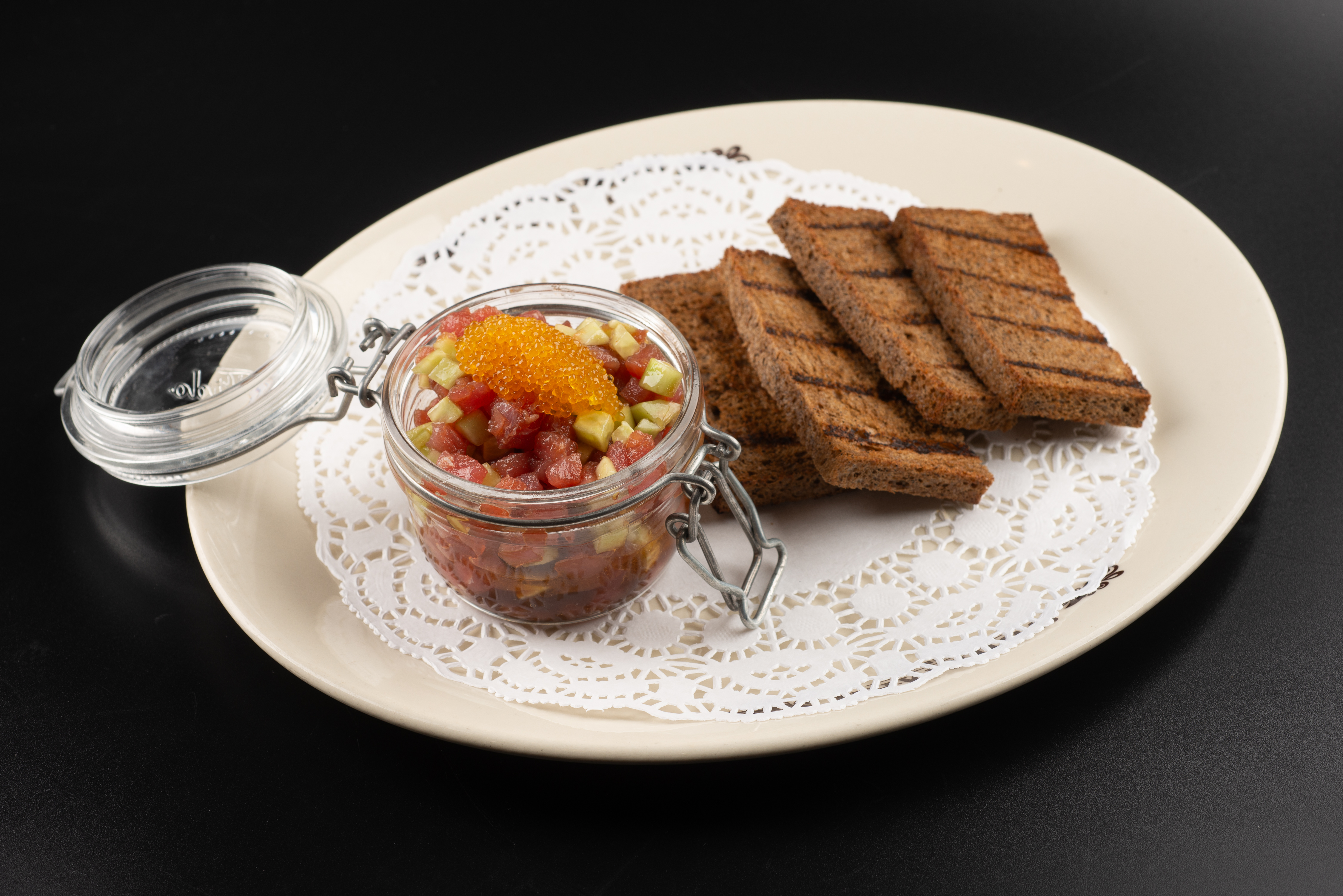 Тар-тар из тунца/Tuna tartar