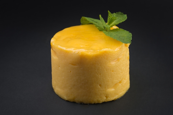 Мусс из манго, маракуйи и сливок|Mango, passion fruit and cream mousse