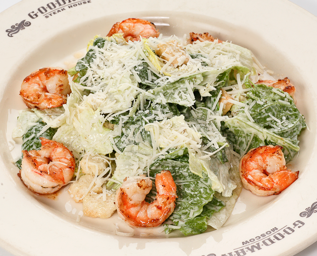 Цезарь с креветками/Caesar salad with prawns